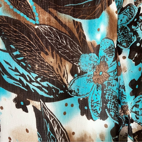 Laura Ashley size 3 woman’s blouse. - Picture 5 of 15